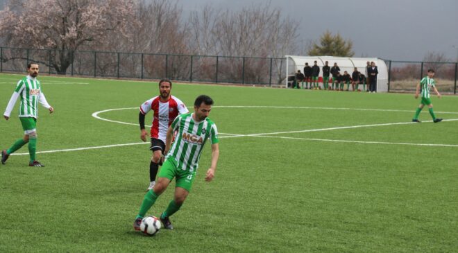<strong>Çameli Belediyespor yenilenen stadında galibiyetle başladı</strong>