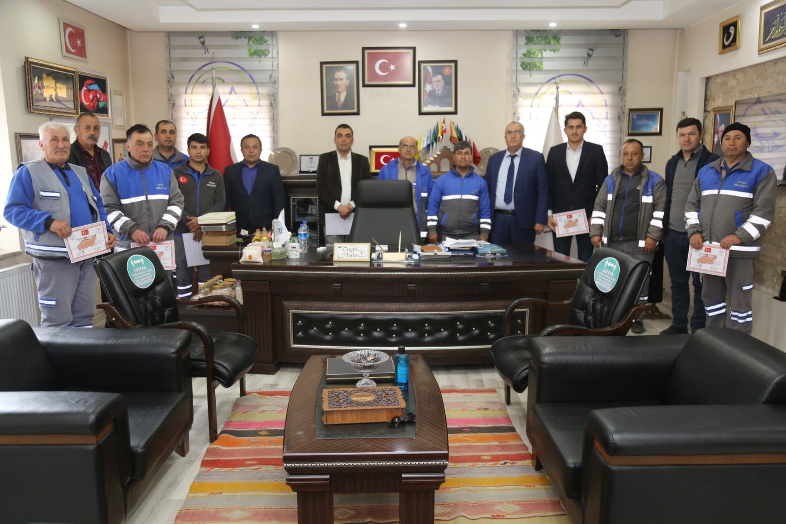 Başkan Arslan, Çameli’nin fedakar personellerini onurlandırdı 15.03.2023 09:25