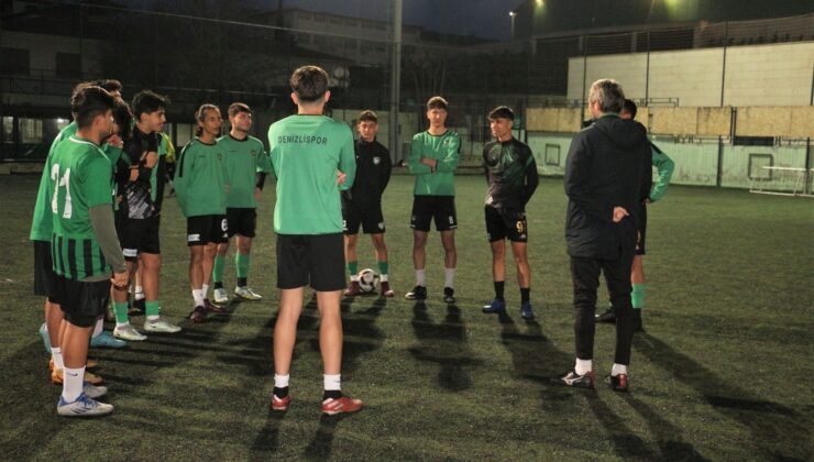 <strong>U17’de genç horozlar, Altay’a konuk oluyor</strong>
