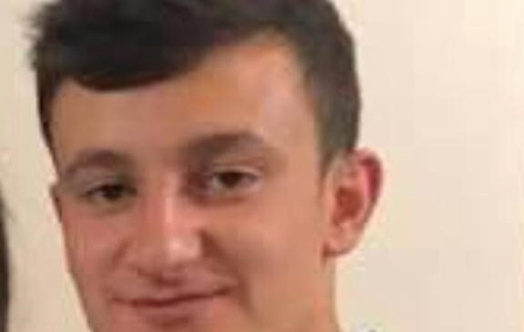 DEVRİLEN TRAKTÖRÜN GENÇ SÜRÜCÜSÜ ÖLDÜ