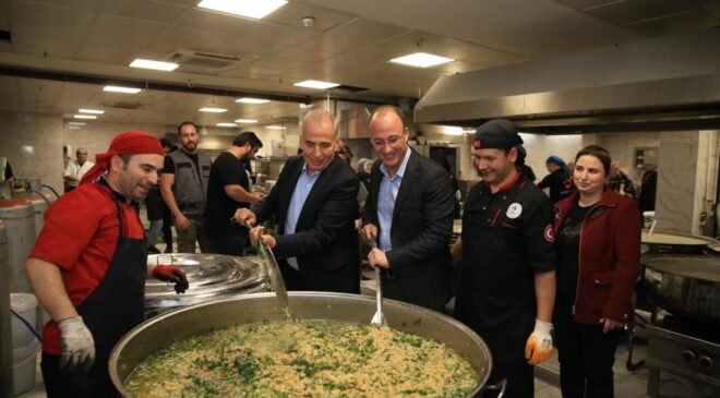 <strong>Başkan Zolan afetzedeleri yalnız bırakmıyor</strong>