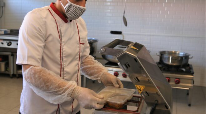 İFTARLIK VE SAHURLUKLAR MERKEZEFENDİ BELEDİYESİ AŞEVİ’NDEN