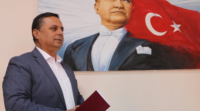 ÇAL’DA İSKENDERUNLU DEPREMZEDELER İÇİN KAMPANYA BAŞLADI