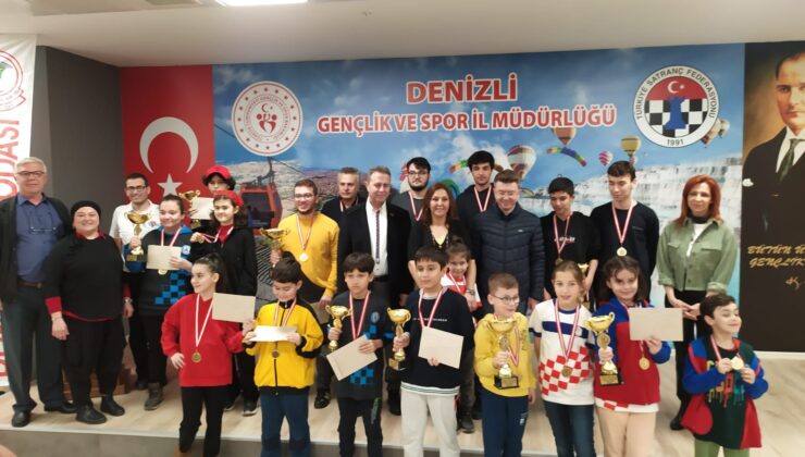 14 MART TIP BAYRAMI SATRANÇ TURNUVASI DÜZENLENDİ