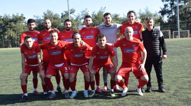 İSTİKLAL 12 TANE ATTI PLAY-OFF BİLETİNİ KAPTI