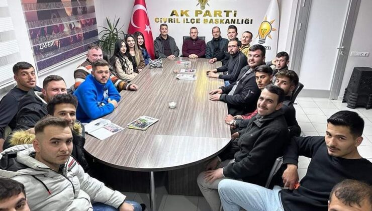 AK GENÇLİK NEREDE İLÇE BAŞKANI ORADA