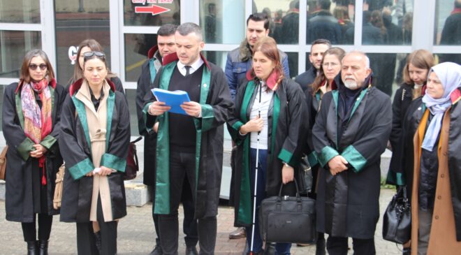 “KAMUDA ÇALIŞAN AVUKATLAR HAZİNEYE YÜK DEĞİLDİR”