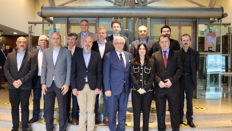 TÜTÜN ÜRETİCİSİ ÜRETİME GERİ DÖNÜYOR