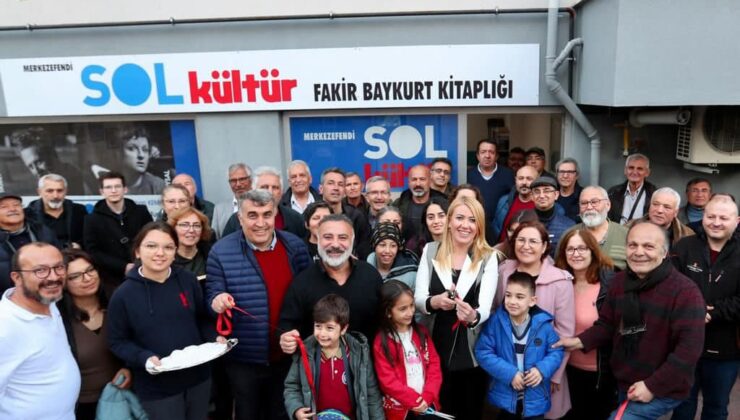 SOL KÜLTÜR FAKİR BAYKURT KİTAPLIĞI ÜNLÜ OYUNCUNUN KATILIMIYLA AÇILDI!