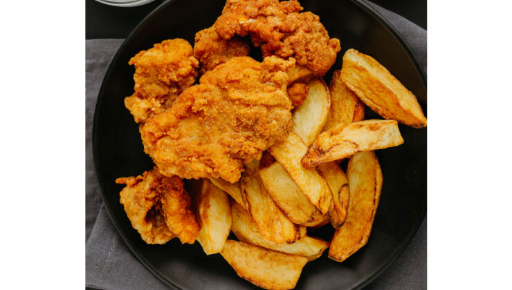 AİRFRYER İLE PİŞİRİLMİŞ YİYECEKLER DAHA SAĞLIKLI OLSA DA DİKKAT