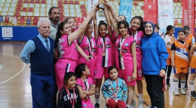 HÜRRİYET ORTAOKULU İL ŞAMPİYONU OLDU