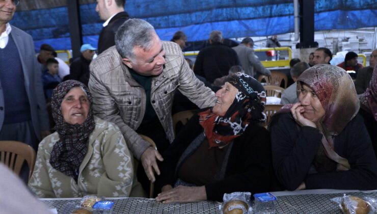 BAŞKAN KEPENEK HER GÜN BİR MAHALLE İFTARINDA VATANDAŞLARLA BULUŞUYOR