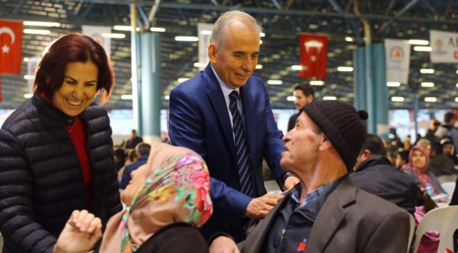 BÜYÜKŞEHİR’İN İFTAR SOFRASI ANAFARTALAR’DA
