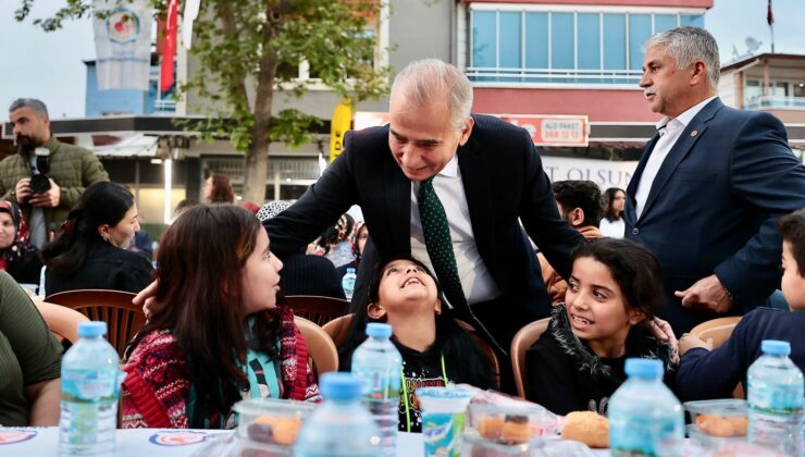 BÜYÜKŞEHİR’İN GÖNÜL SOFRASI SEVİNDİK’TE KURULDU