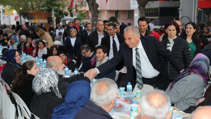 BÜYÜKŞEHİR’İN İFTAR BEREKETİ AKKONAK’TA