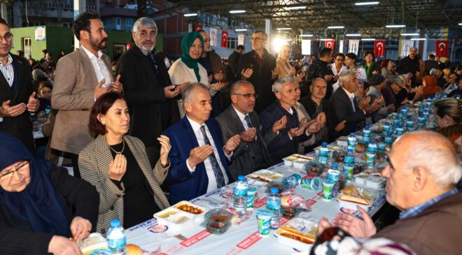 BÜYÜKŞEHİR’İN İFTAR BEREKETİ PELİTLİBAĞ’A TAŞINDI