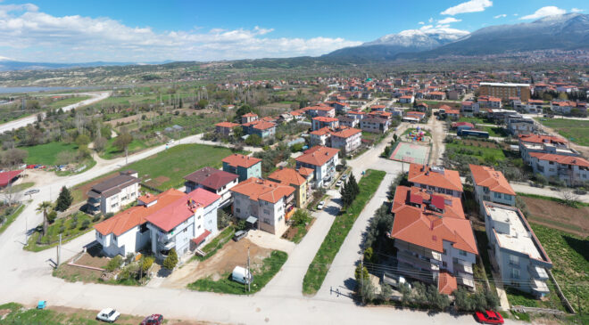 PAMUKKALE BELEDİYESİ CUMHURİYET MAHALLESİNİ YENİLİYOR