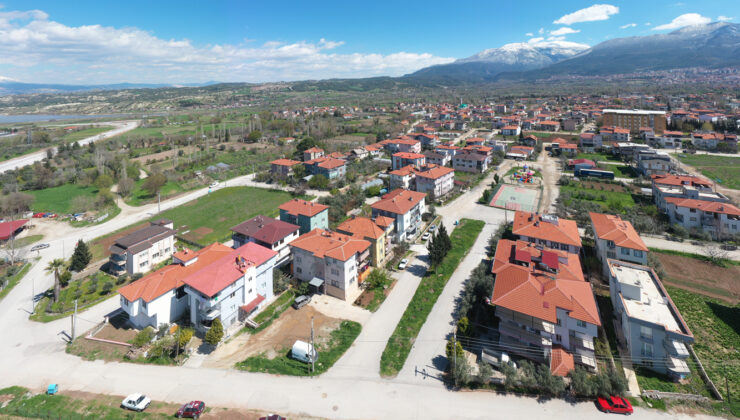 PAMUKKALE BELEDİYESİ CUMHURİYET MAHALLESİNİ YENİLİYOR