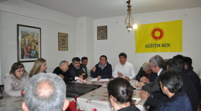 DENİZLİ 1 MAYIS İÇİN KOLLARI SIVADI