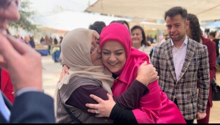 DENİZLİ GELİNİNİ SEVDİ