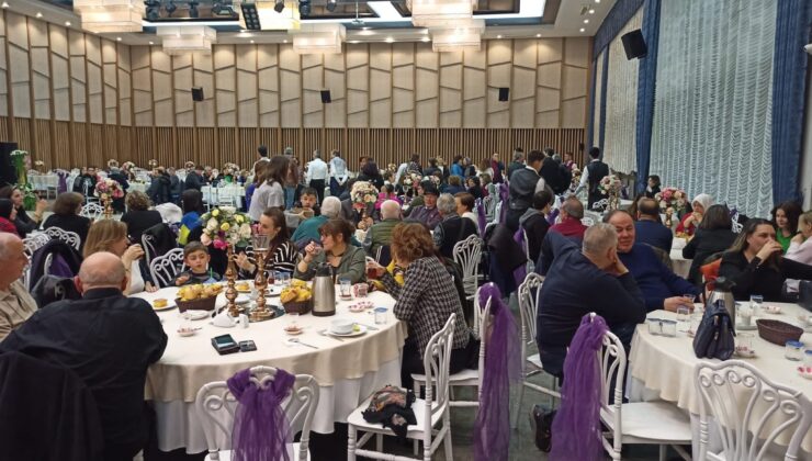 GELENEKSEL İFTARDA BULUŞTULAR