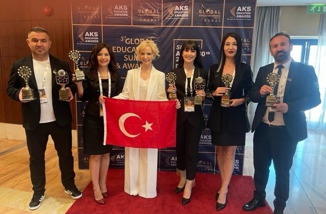 TÜRKİYE’DEN 6 EĞİTİMCİYE KÜRESEL EĞİTİM ÖDÜLÜ