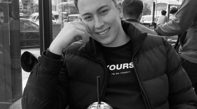 TAKLA ATAN OTOMOBİLİN SÜRÜCÜSÜ ÖLDÜ