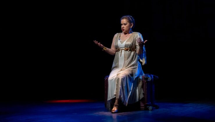 KLEOPATRA’YA NE OLDU? OYUNU SEYİRCİSİYLE BULUŞUYOR