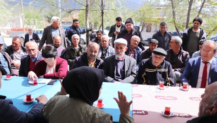 “KORKMAYIN. ONLAR GİDERSE HER ŞEY GÜZEL OLUR”