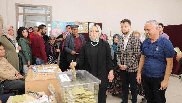 Aday Sema Silkin Ün: “Vatana millete hayırlı olsun”