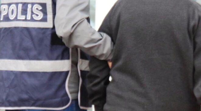 DENİZLİ’DE İHRAÇ EDİLEN 3 MEMUR FETÖ’DEN TUTUKLANDI