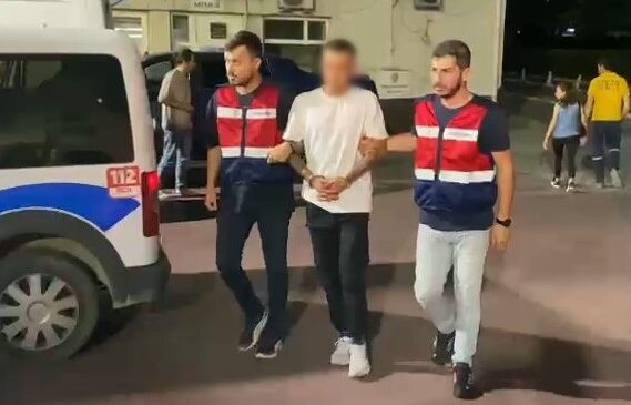 VİNÇ VE TIR KİRALAYIP 5 TONLUK SİLOYU ÇALDI