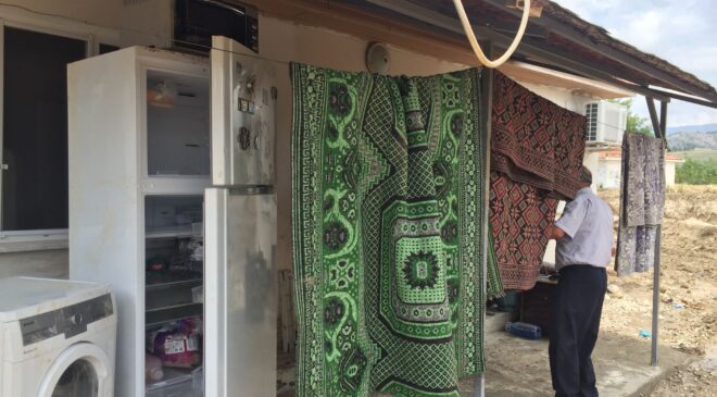 AKKÖY DAYANIŞMA İLE YARALARINI SARIYOR