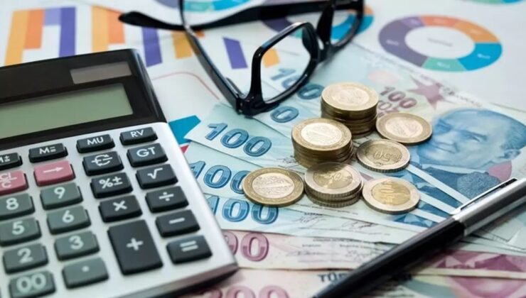 KAMU GÖREVLİLERİ REFAH PAYI İSTİYOR