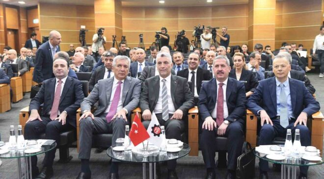 BAKAN BOLAT: ’BU YIL İHRACAT HEDEFİMİZ 265 MİLYAR DOLAR