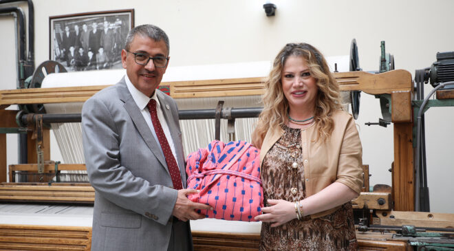 TEKSTİL VE MODA TASARIMI BÖLÜMÜ İLK ÖĞRENCİLERİNİ BEKLİYOR