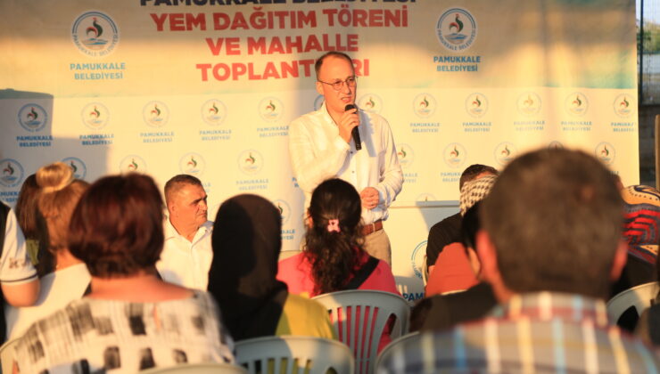 PAMUKKALE BELEDİYESİ YEM DAĞITIMINA AKKÖY’DE DEVAM ETTİ