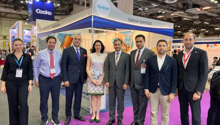 YAŞ MEYVE SEBZE İHRACATI 8 AYDA 2 MİLYAR DOLARI AŞTI