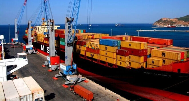 2022 YILINDA İHRACATIN YÜZDE 42,3’ÜNÜ BÜYÜK ÖLÇEKLİ GİRİŞİMLER GERÇEKLEŞTİRDİ