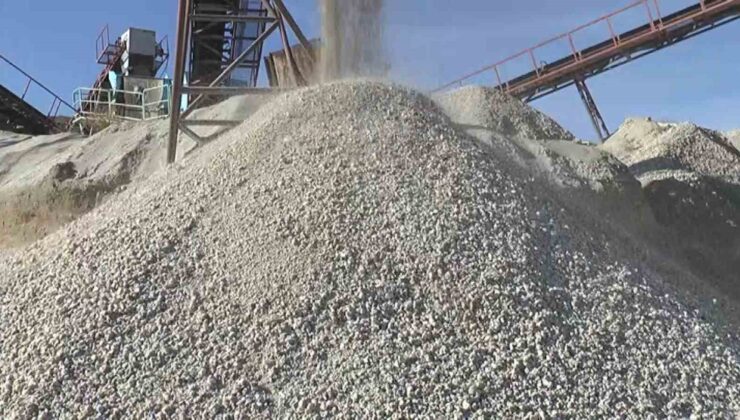 “DÜNYADA İLK DEFA TAŞTAN KAĞIT ÜRETTİK”