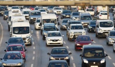 TRAFİĞE KAYDI YAPILAN TAŞIT SAYISI YÜZDE 110,6 ARTTI