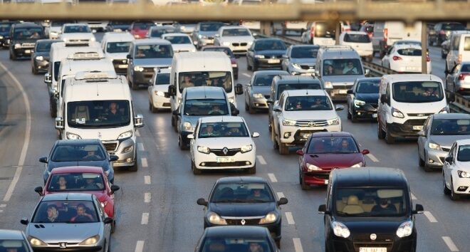 TRAFİĞE KAYDI YAPILAN TAŞIT SAYISI YÜZDE 110,6 ARTTI