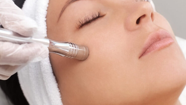 GENÇLİK AŞISI İLE YAŞLANMAYI GECİKTİRMEK MÜMKÜN