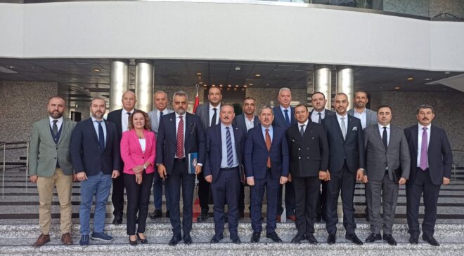 SIKINTI VE BEKLENTİLERİNİ, BAKAN YARDIMCISINA ANLATTILAR
