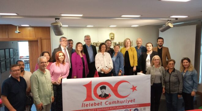 CUMHURİYET BAYRAMI KUTLAMA PLATFORMU KURULDU