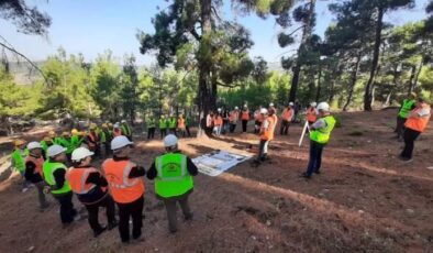 ÇAL’DA İŞLETME VE PAZARLAMA TATBİKATI YAPILDI