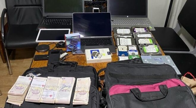 OKUL VE İŞ YERLERİNDEN HIRSIZLIK YAPAN ŞÜPHELİ TUTUKLANDI