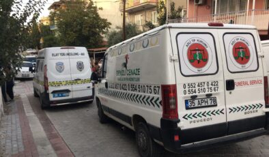 KENDİSİNDEN HABER ALINAMAYAN GENÇ EVİNDE ÖLÜ BULUNDU