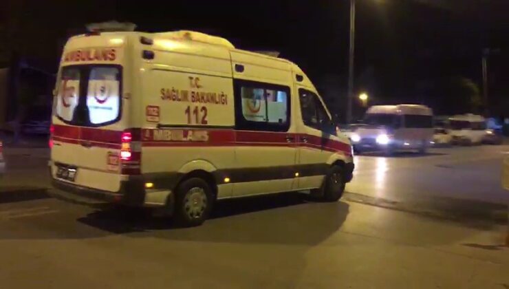 OTOMOBİLİN ÇARPTIĞI MOTOSİKLET SÜRÜCÜSÜ YARALANDI