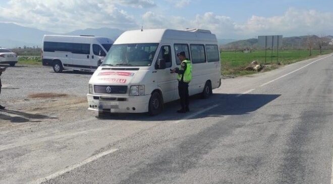 75 DÜZENSİZ GÖÇMEN YAKALANDI